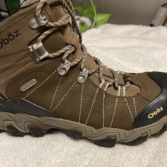 Óboz waterproof hiking boots. Size 8   Walnut color - Picture 9 of 10